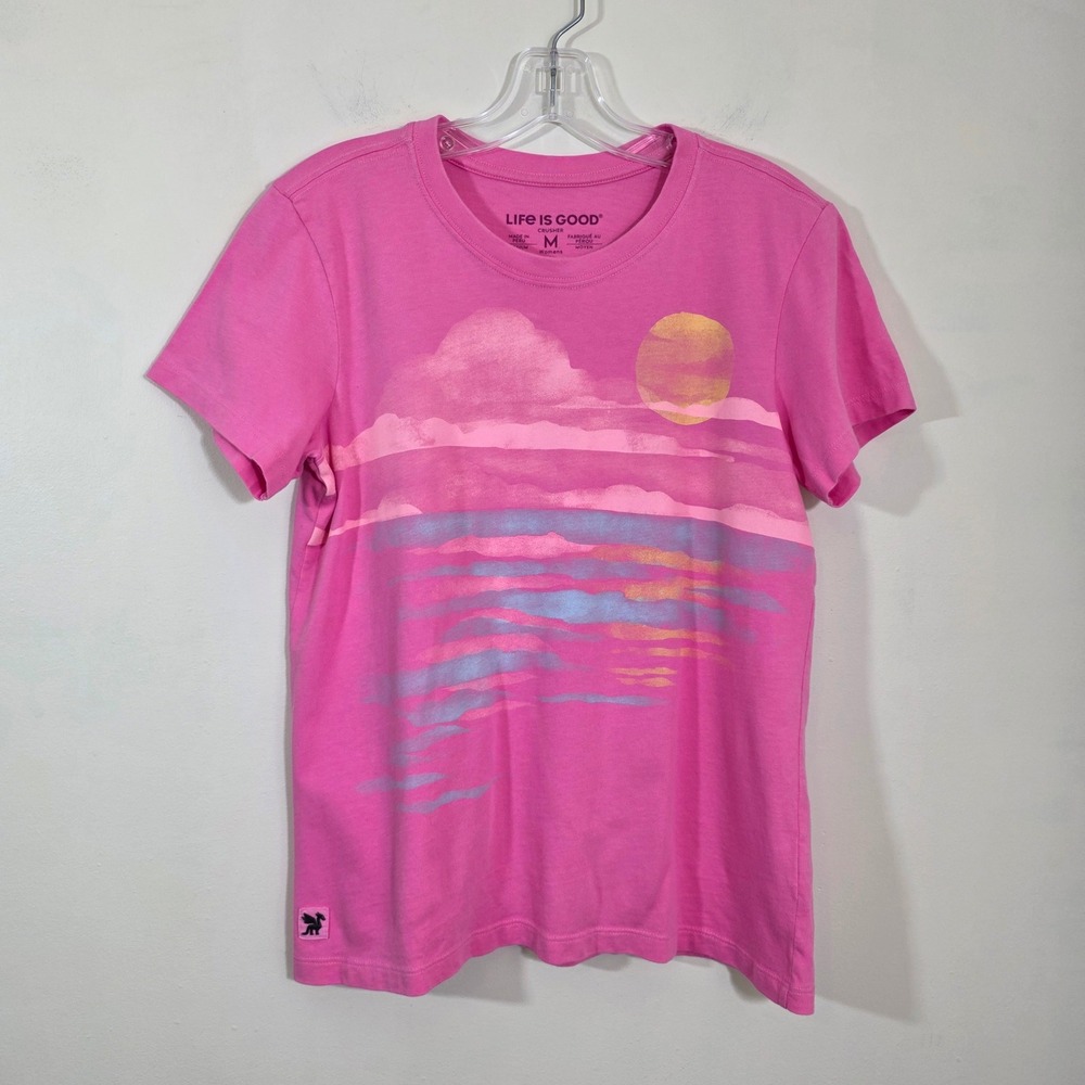 Life is Good Womens Crusher Tee Sunset Beach Graphic Pink Short Sleeve Shirt M